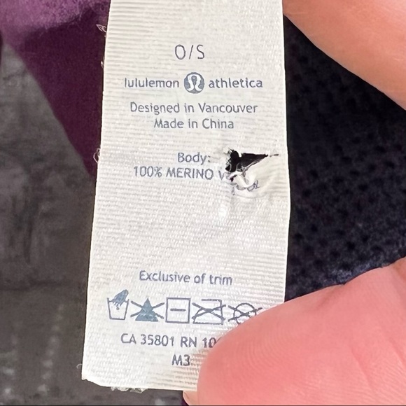 Lululemon Merino Wool Hearth Opener Infinity Scarf Purple Striped **FLAWED** - Picture 4 of 10